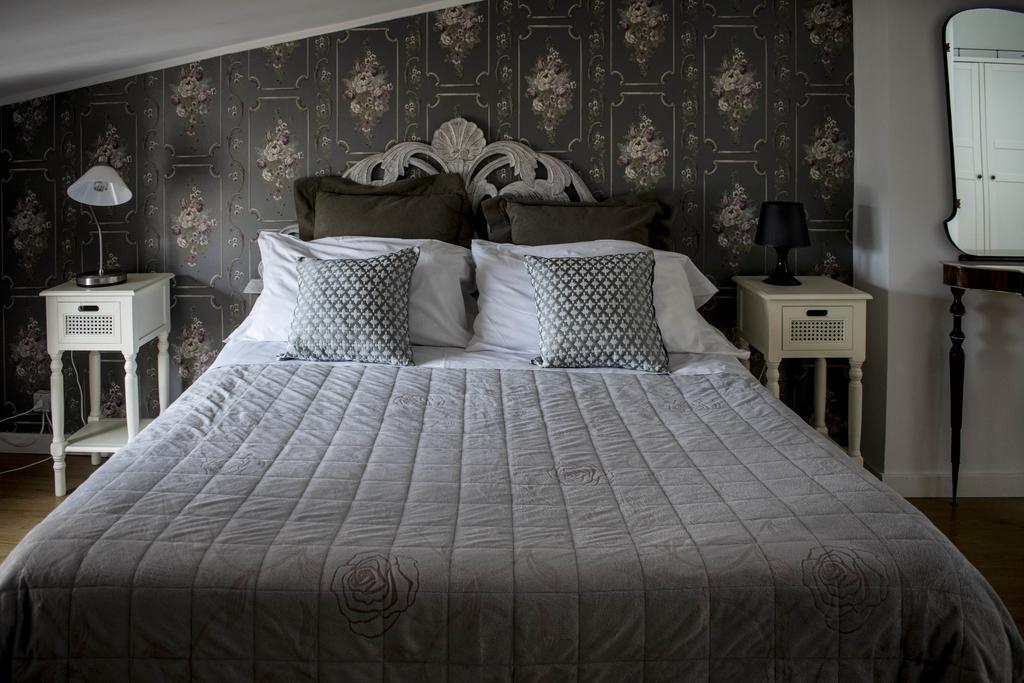 La Cuntana Bed & Breakfast 2*